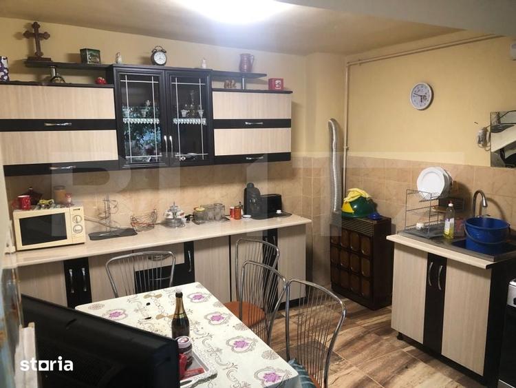 De vanzare casa ,125 mp , teren 900mp , zona 14 Mai - 4