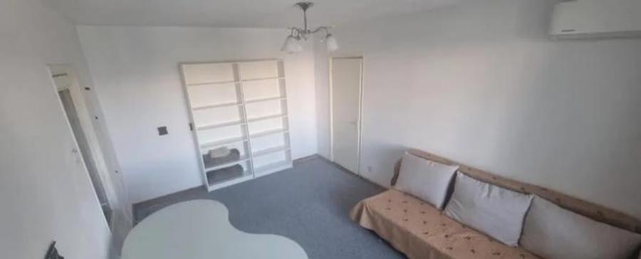 Apartament cu 2 camere semidecomandat în Giurgiului