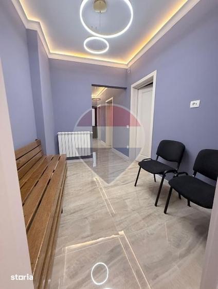 Spațiu comercial, de 20 mp, în Ștrand