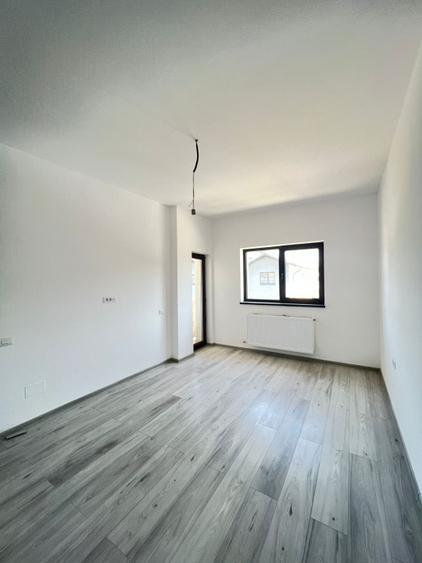 Casă cu 5 camere cu Canalizare în Bragadiru
