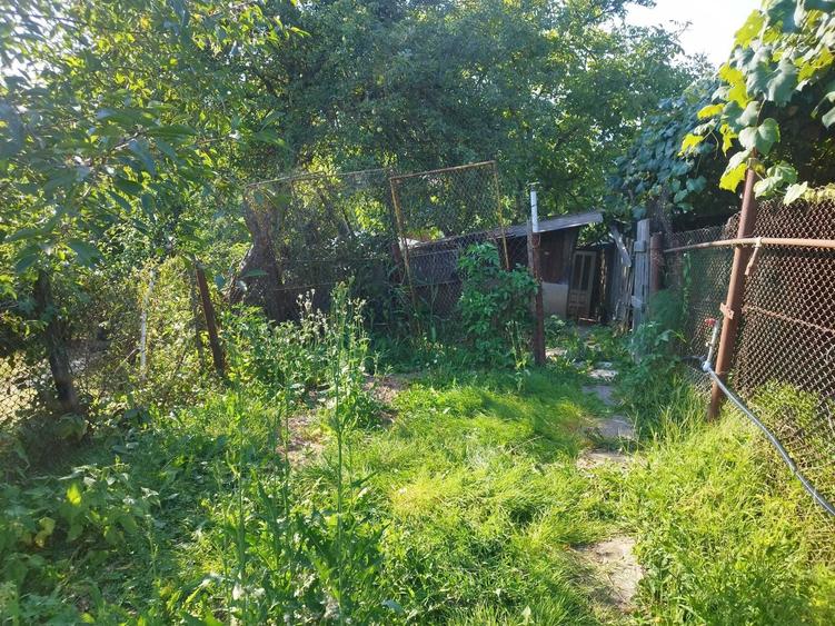 Casă cu 4 camere decomandat în Central