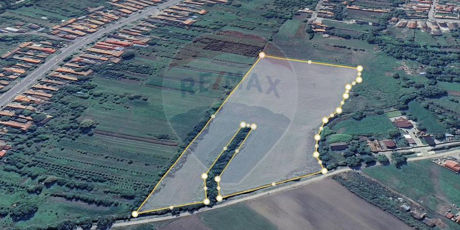 Teren agricol extravilan de 25100 mp, în Prejmer