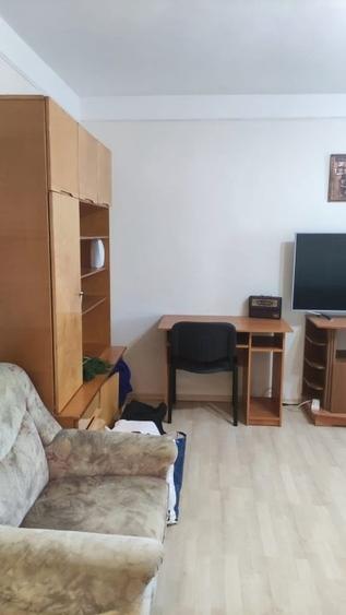 Apartament cu 2 camere decomandat, mobilat în Independenței