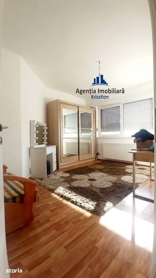 Apartament cu 3 camere decomandat în Burdea