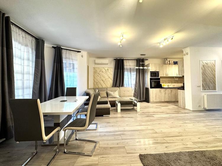 Duplex cu 5 camere cu Canalizare în Dumbrăvița