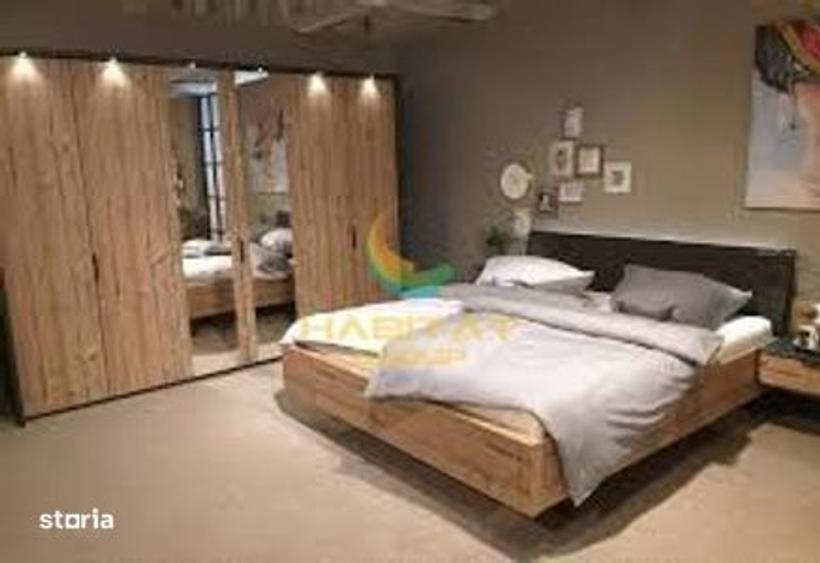 Apartament cu 4 camere decomandat în Titan