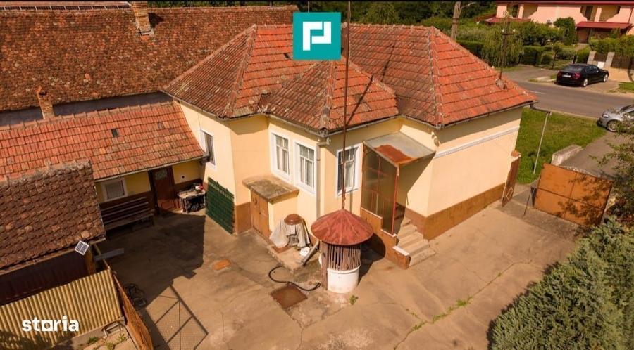 Casă cu 3 camere în Remetea Mică