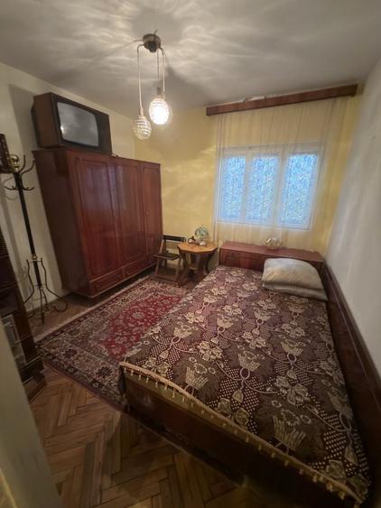 Casă cu 3 camere în Valea lui Enache
