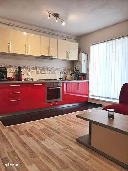 Apartament cu 3 camere decomandat în Gușterița