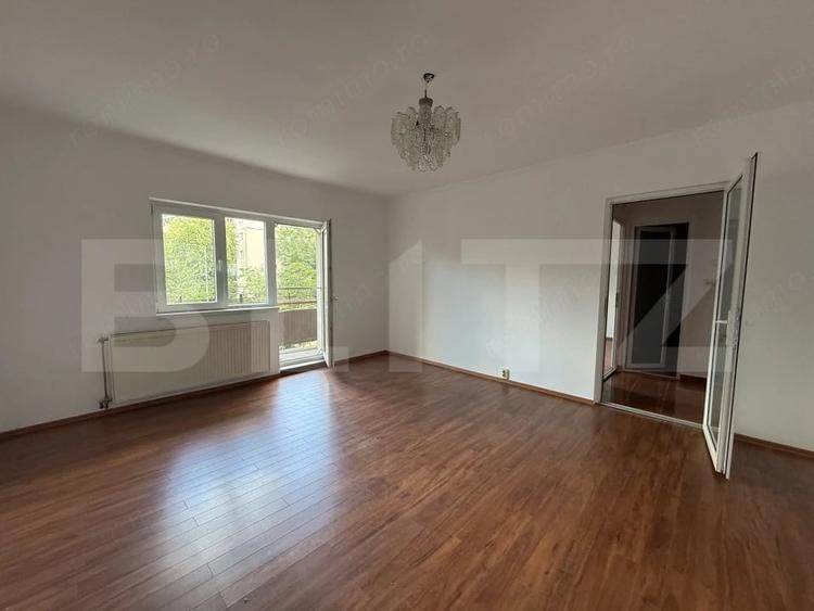 Apartament cu 2 camere semidecomandat în Micro 16