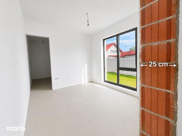 Casă cu 4 camere cu Teren 350 Mp în Crevedia