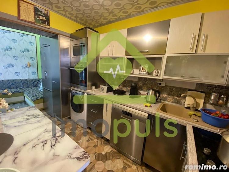 Casă cu 6 camere cu Teren 210 Mp în Șagului