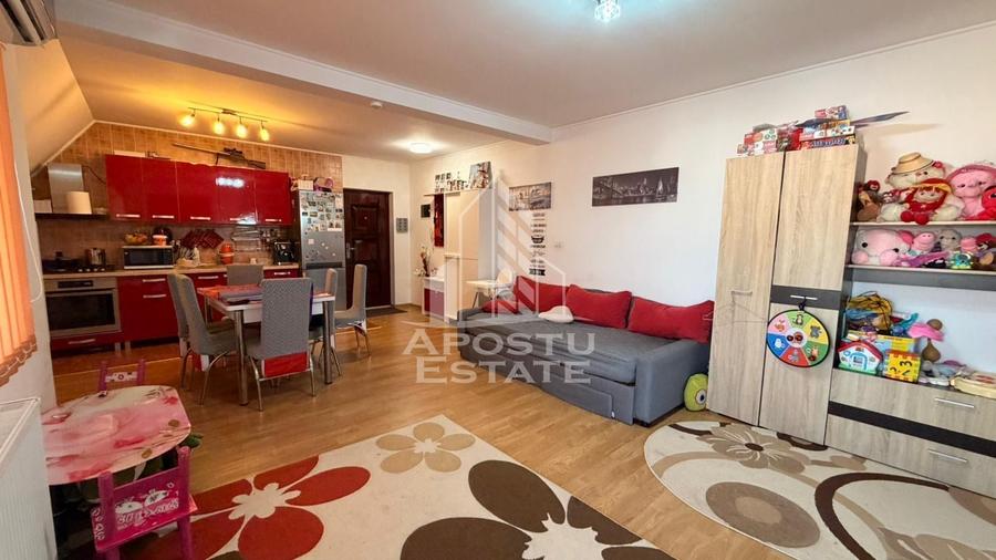 Apartament cu 2 camere semidecomandat, mobilat în Lugojului