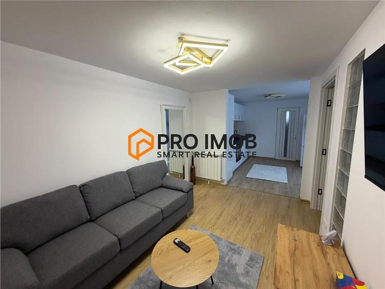 Apartament cu 2 camere decomandat, mobilat în Broșteni
