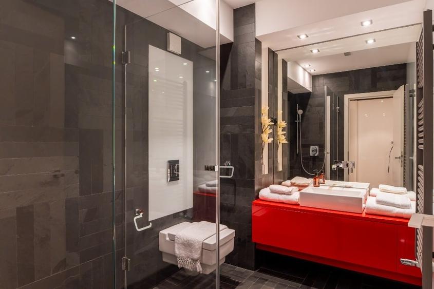 Apartament cu 3 camere decomandat, mobilat în Herăstrău