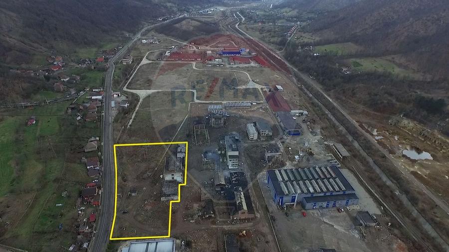 Spațiu industrial, de 8,416 mp, în Nord-Vest