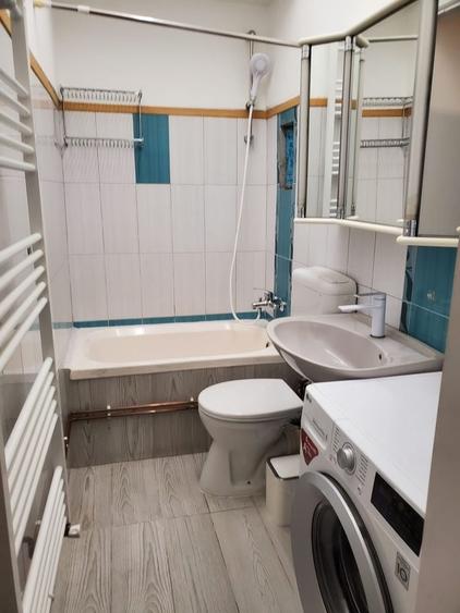 Apartament cu 2 camere decomandat în Exterior Vest