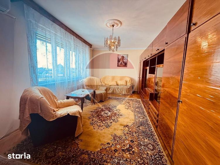 Apartament cu 4 camere în Ultracentral