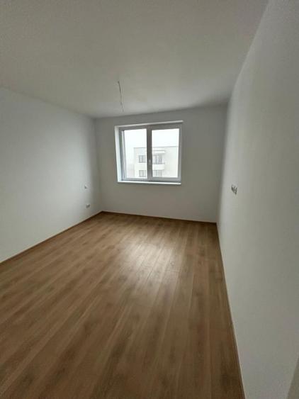 Apartament cu 2 camere în Broșteni