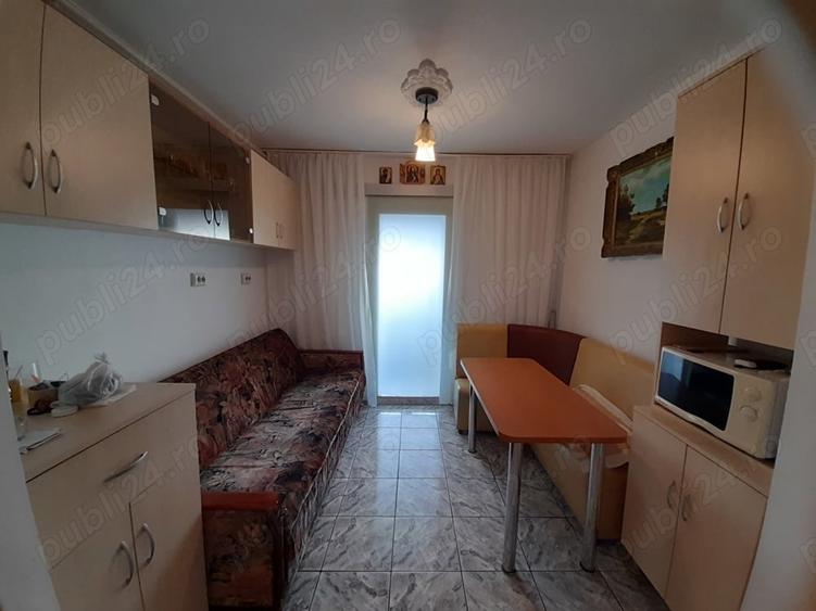 Apartament cu 2 camere decomandat în Gara