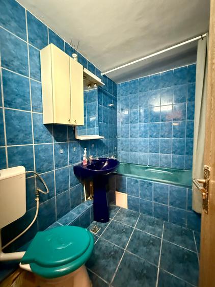 Apartament cu 2 camere decomandat, mobilat în Vitan Mall