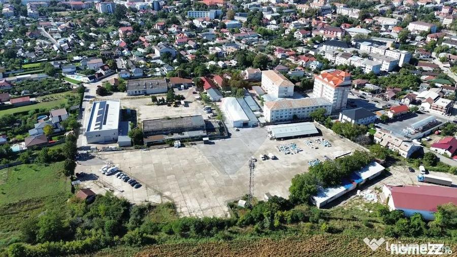 Teren de 6000 mp, în Nord
