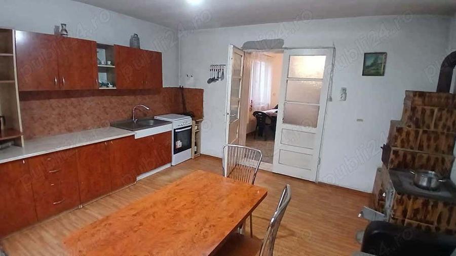 Casă cu 2 camere cu Teren 296 Mp în Teregova
