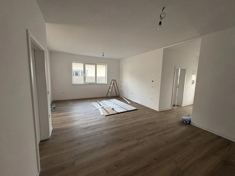 Casă cu 3 camere cu Teren 334 Mp în Moșnița Nouă