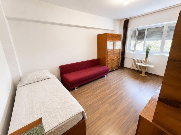 Garsonieră în Aradului