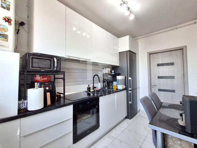 Apartament cu 2 camere decomandat, mobilat în Theodor Pallady