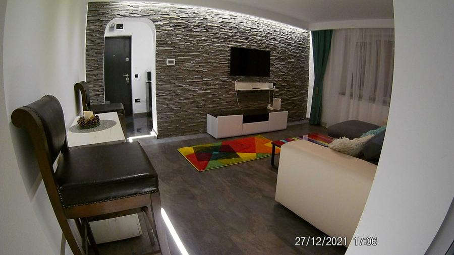Apartament cu 2 camere semidecomandat în Cezar Petrescu