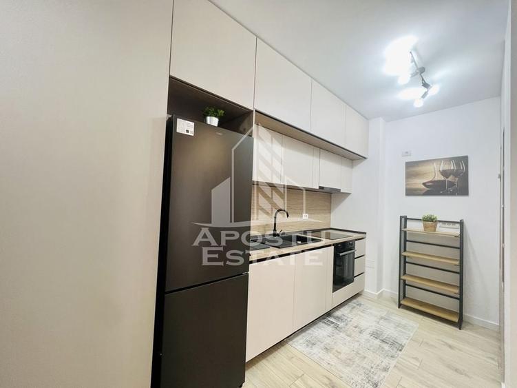 Apartament cu 2 camere semidecomandat, mobilat în Torontalului
