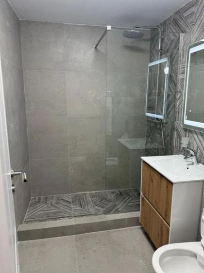 Apartament cu 2 camere decomandat în Aviației