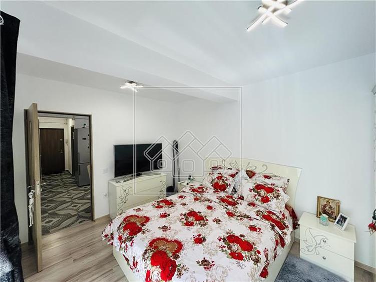 Apartament cu 2 camere semidecomandat în Arhitecților - Calea Cisnădiei