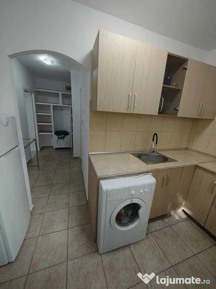 Garsonieră decomandată în Dristor