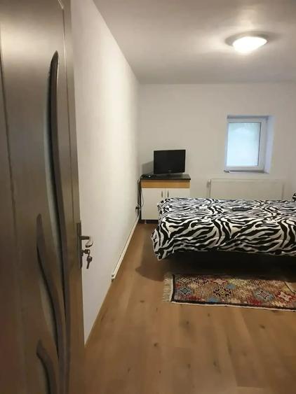 Casă cu 4 camere cu Teren 1200 Mp în Central
