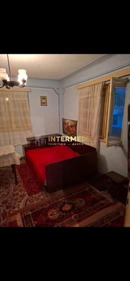 Casă individuală cu 3 camere cu Canalizare în Cricău