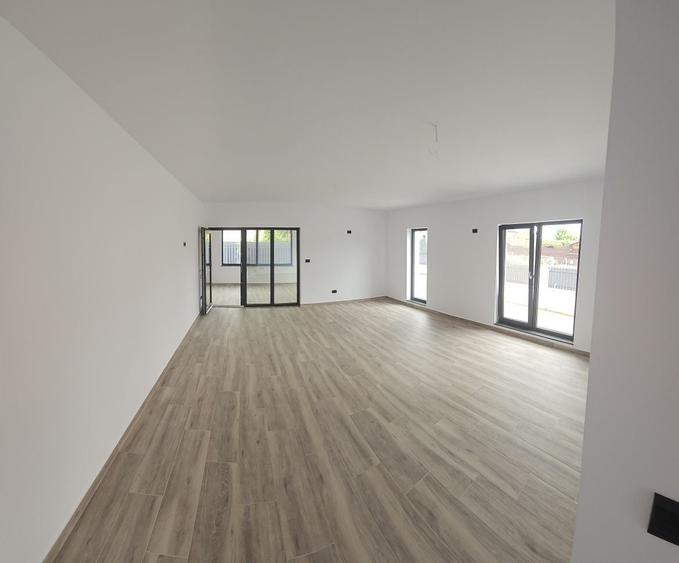 Casă cu 3 camere în Fălticeni