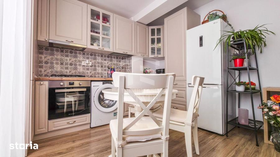 Apartament cu 2 camere decomandat în Central