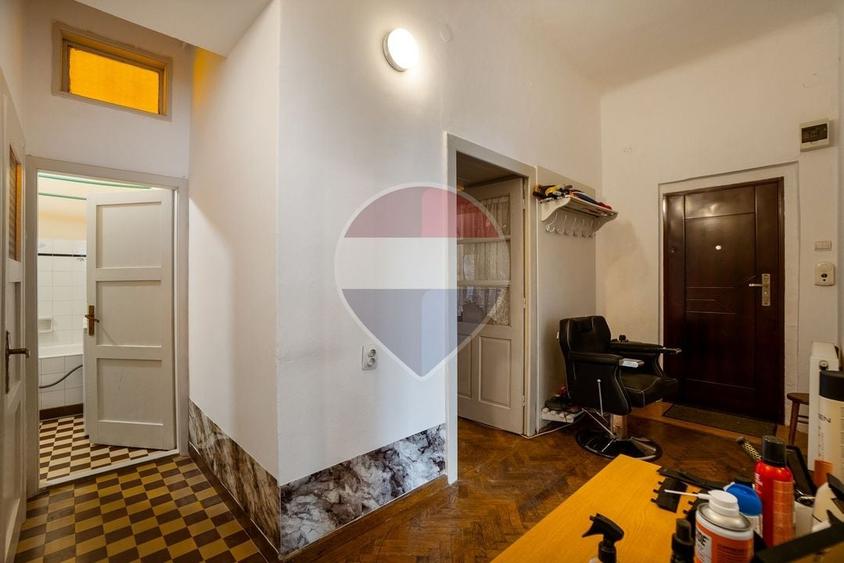 Apartament cu 3 camere decomandat în Centrul Istoric