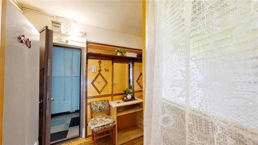 Apartament cu 2 camere semidecomandat în Astra
