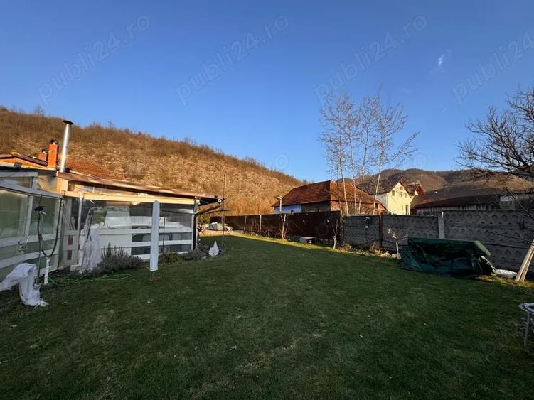 Casă cu Teren 2900 Mp în Trestia