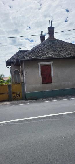 Casă cu Teren 1000 Mp în Maglavit
