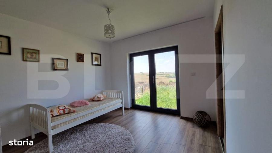 Casă cu 4 camere în Horpaz
