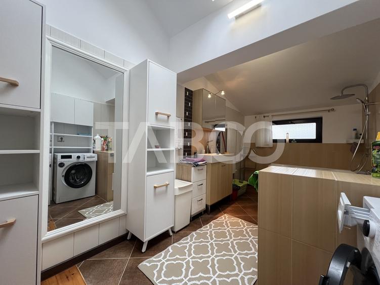 Apartament cu 5 camere semidecomandat, mobilat în Mănăștur