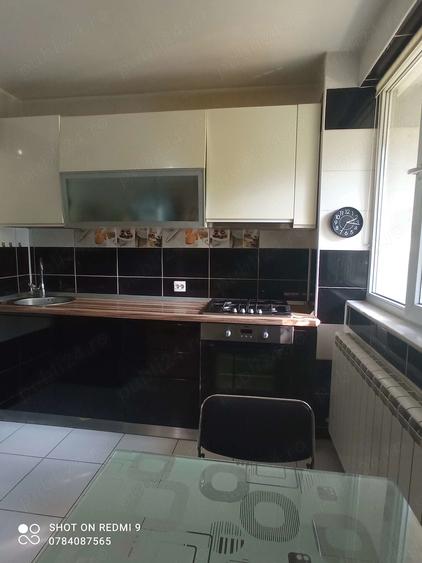 Apartament cu 2 camere semidecomandat în Gara de Nord