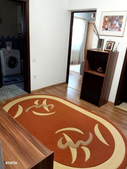 Apartament cu 4 camere în Sub Coastă