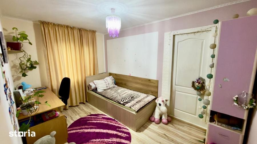Casă cu 3 camere cu Teren 400 Mp în Central