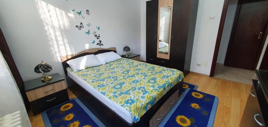 Apartament cu 2 camere semidecomandat în Berceni