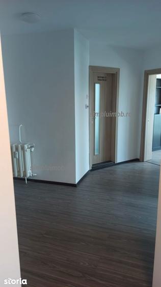 Apartament cu 2 camere decomandat în Decebal